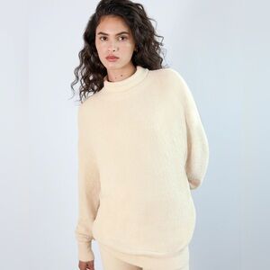 Aritzia Wilfred Free Hush Knit Turtleneck Sweater in Cream